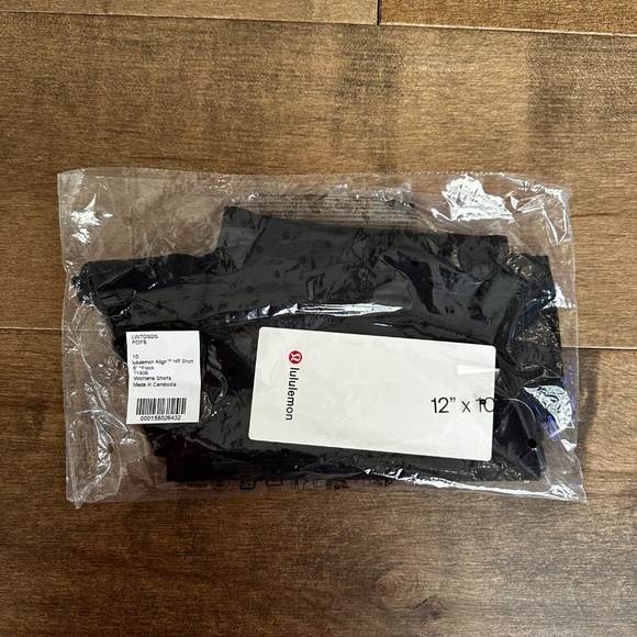 lululemon athletica Black Polka Dot Bike Shorts - Picture 4 of 5